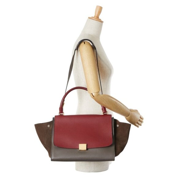 CELINE Brown Leather Shoulder Bag - Picture 9 of 9